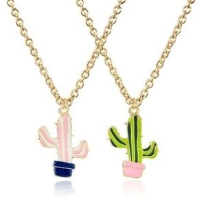 3/$30 💛 Cactus Charm Necklace